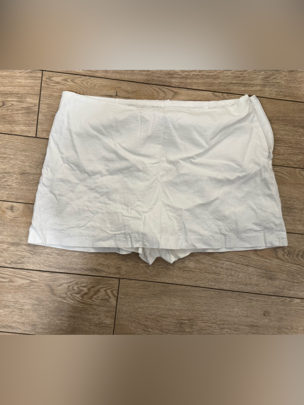 GAP Women's White Linen Skort